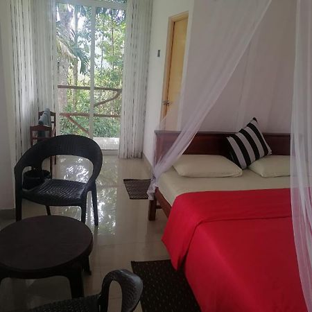 Isuru Homestay Элла Экстерьер фото
